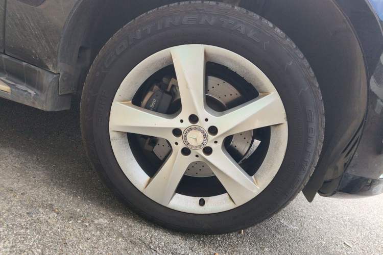 Used Mercedes-Benz M-Class 2012 ML 300 Right Front Wheel Hub