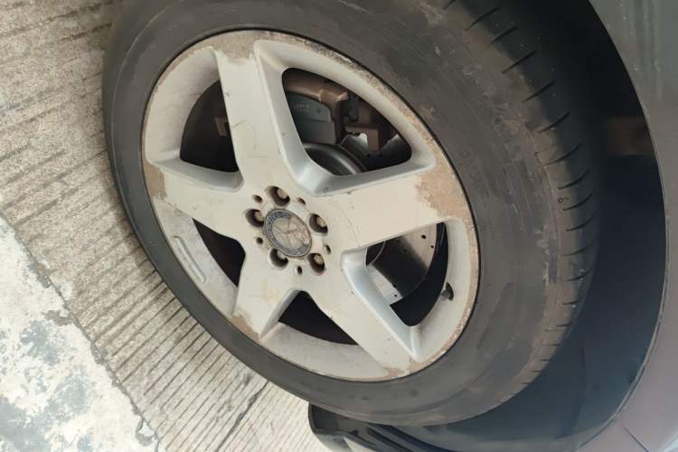 Used Mercedes-Benz M-Class 2012 ML 350 Luxury Edition Right Front Wheel Hub