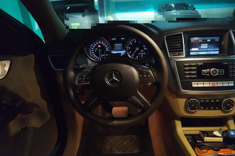 Used Mercedes-Benz M-Class 2012 ML 300 Steering Wheel