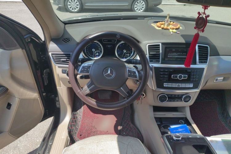 Used Mercedes-Benz M-Class 2012 ML 300 Steering Wheel