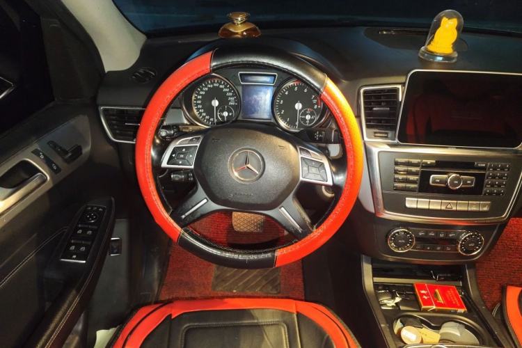 Used Mercedes-Benz M-Class 2012 ML 300 Steering Wheel