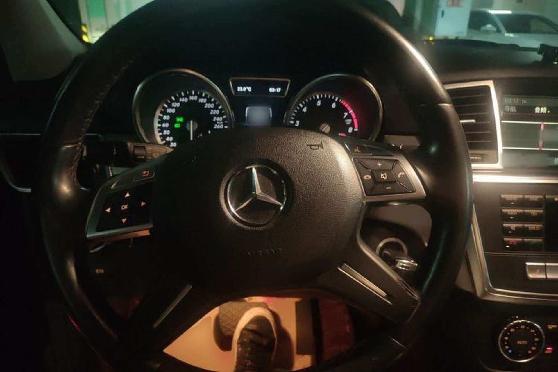 Used Mercedes-Benz M-Class 2012 ML 300 Steering Wheel