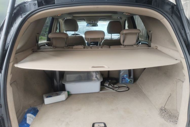 Used Mercedes-Benz M-Class 2012 ML 350 Luxury Edition Trunk