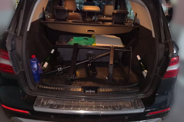 Used Mercedes-Benz M-Class 2012 ML 300 Trunk