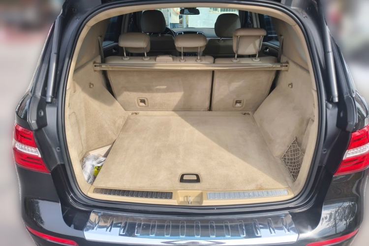 Used Mercedes-Benz M-Class  Trunk