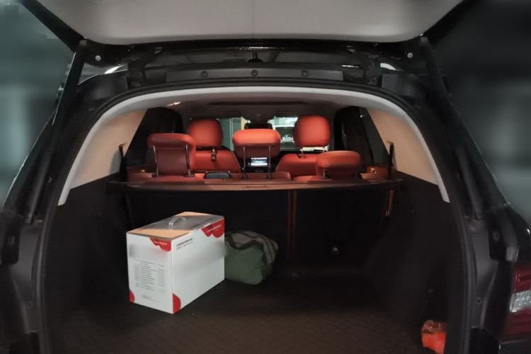Used Mercedes-Benz M-Class 2012 ML 350 Sport Edition Trunk