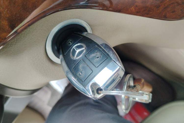 Used Mercedes-Benz M-Class 2012 ML 350 Sport Edition Vehicle Key