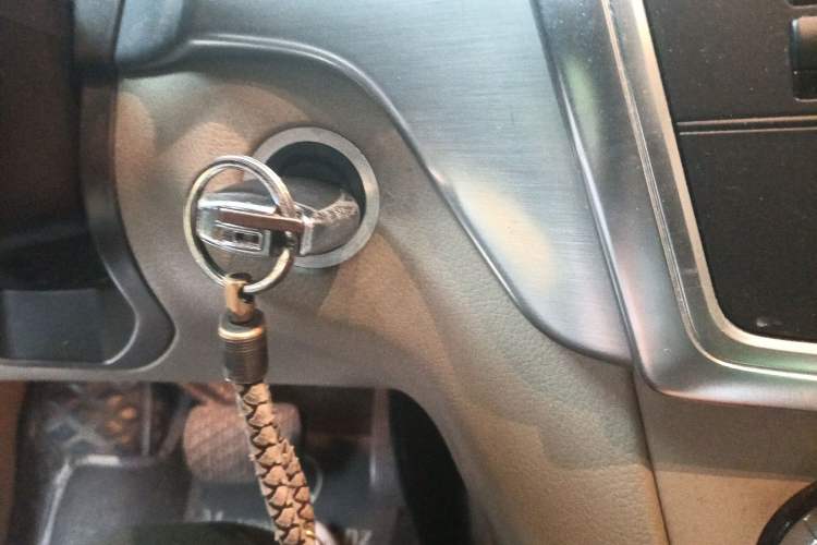 Used Mercedes-Benz M-Class 2012 ML 300 Vehicle Key