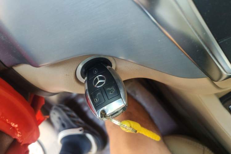 Used Mercedes-Benz M-Class 2012 ML 300 Vehicle Key