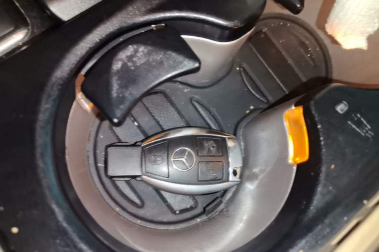 Used Mercedes-Benz M-Class 2012 ML 300 Vehicle Key