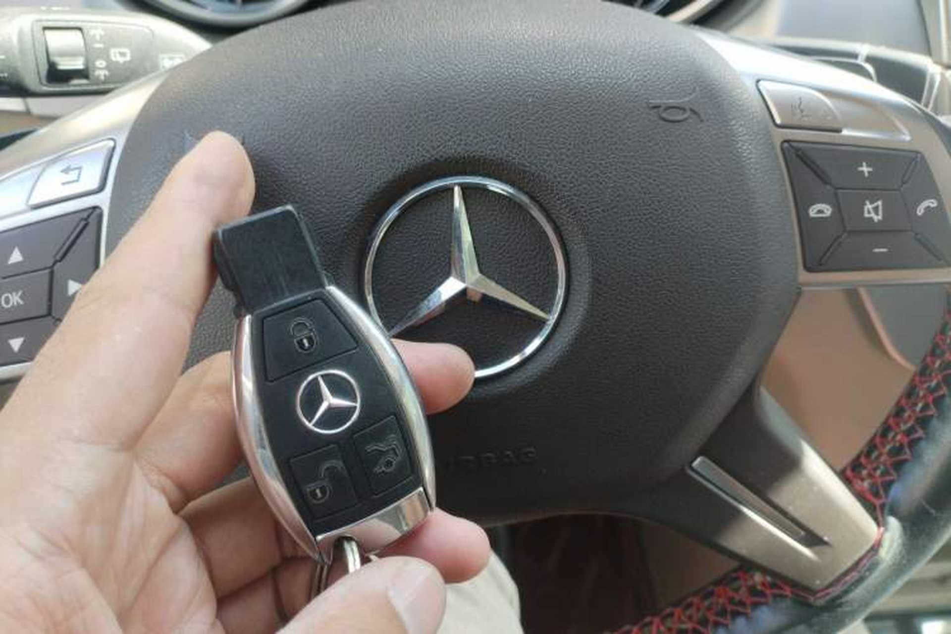 Used Mercedes-Benz M-Class 2012 ML 300 Vehicle Key