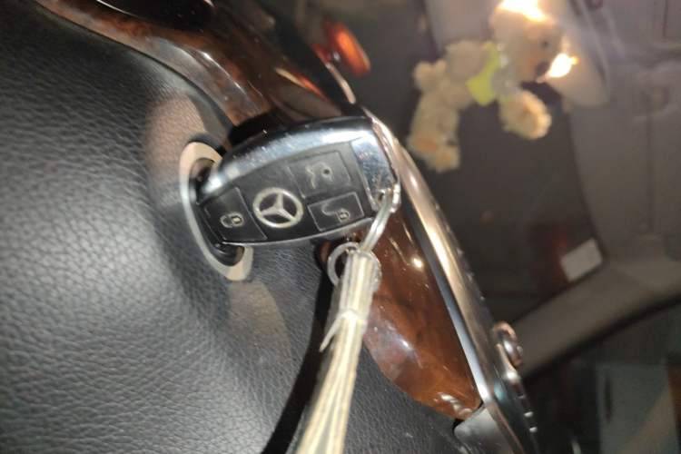 Used Mercedes-Benz M-Class 2012 ML 350 Sport Edition Vehicle Key