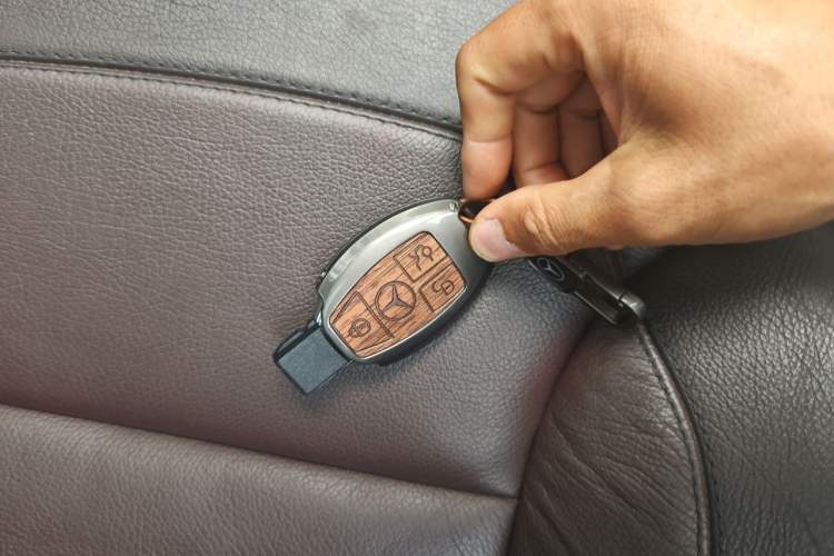 Used Mercedes-Benz M-Class 2012 ML 350 Luxury Edition Vehicle Key
