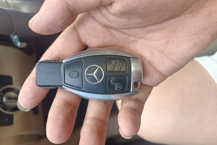 Used Mercedes-Benz M-Class 2012 ML 350 Sport Edition Vehicle Key