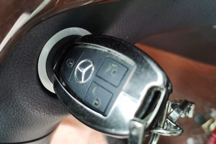 Used Mercedes-Benz M-Class 2012 ML 350 Sport Edition Vehicle Key