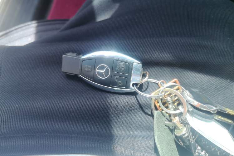 Used Mercedes-Benz M-Class 2012 ML 350 Luxury Edition Vehicle Key