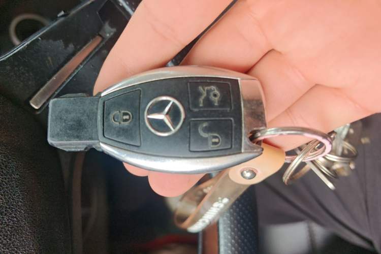 Used Mercedes-Benz M-Class 2012 ML 350 Sport Edition Vehicle Key