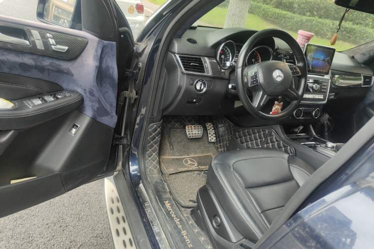 Used Mercedes-Benz M-Class 2012 ML 300 Driver Seat