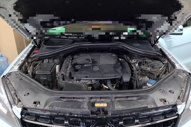 Used Mercedes-Benz M-Class 2012 ML 350 Sport Edition Engine Bay
