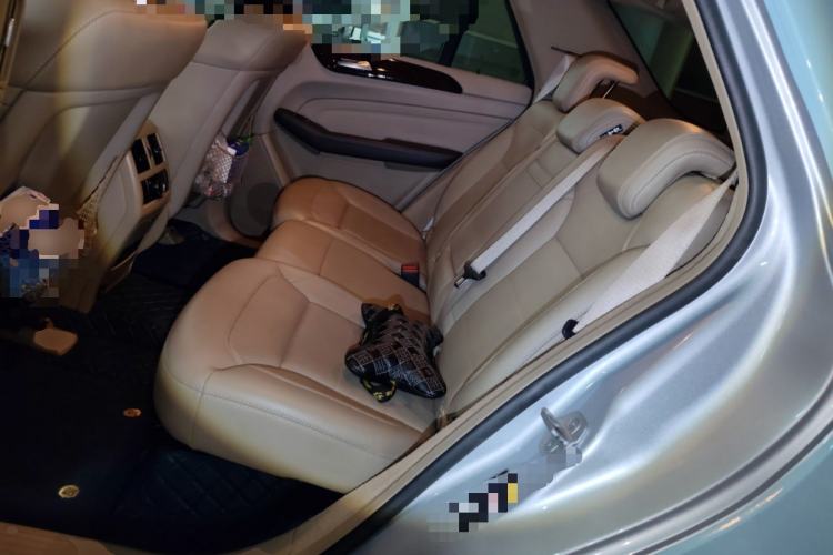 Used Mercedes-Benz M-Class 2012 ML 350 Sport Edition Left Rear Seat