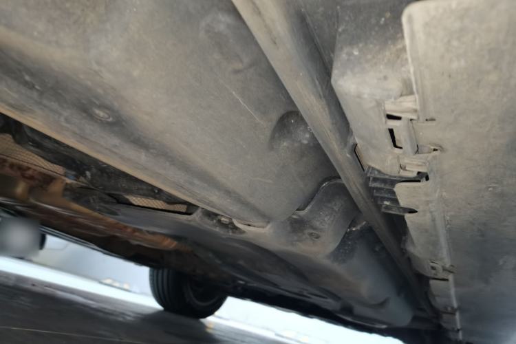 Used Mercedes-Benz M-Class 2012 ML 350 Luxury Edition Chassis Rear Right