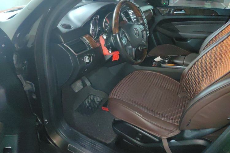 Used Mercedes-Benz M-Class 2012 ML 350 Luxury Edition Driver Seat
