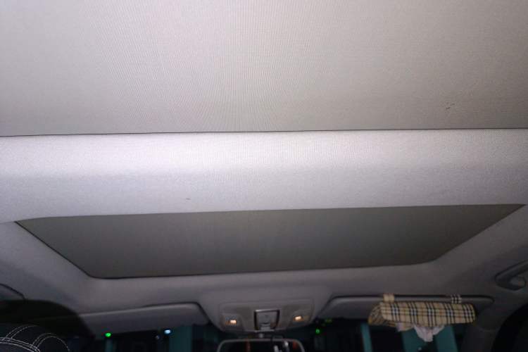 Used Mercedes-Benz M-Class 2012 ML 350 Sport Edition Headliner