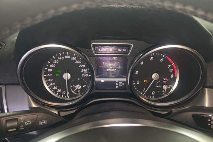 Used Mercedes-Benz M-Class 2012 ML 300 Instrument Cluster