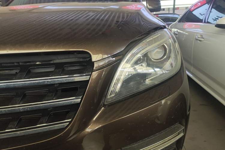 Used Mercedes-Benz M-Class 2012 ML 300 Left Front Headlight