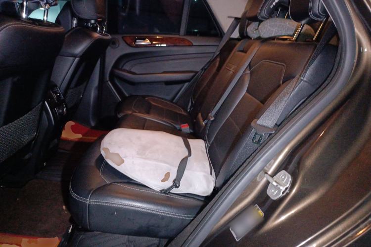 Used Mercedes-Benz M-Class 2012 ML 350 Sport Edition Left Rear Seat