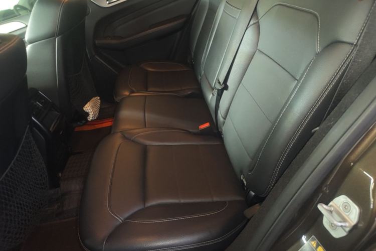 Used Mercedes-Benz M-Class 2012 ML 300 Left Rear Seat
