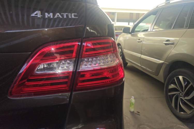 Used Mercedes-Benz M-Class 2012 ML 300 Right Rear Taillight