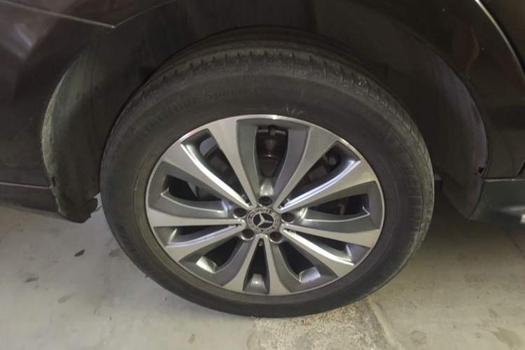 Used Mercedes-Benz M-Class 2012 ML 300 Right Rear Wheel Hub