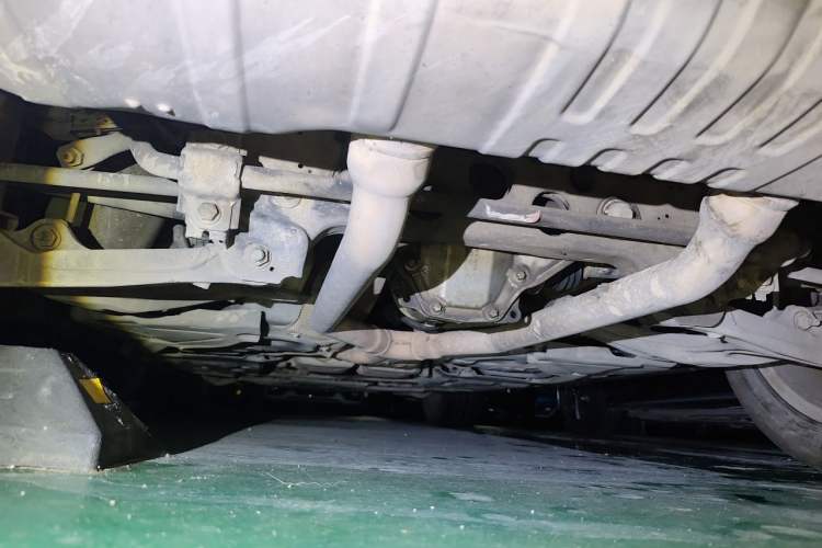Used Mercedes-Benz M-Class 2012 ML 350 Luxury Edition Chassis Rear
