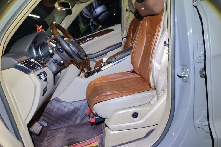 Used Mercedes-Benz M-Class 2012 ML 350 Luxury Edition Left Front Seat