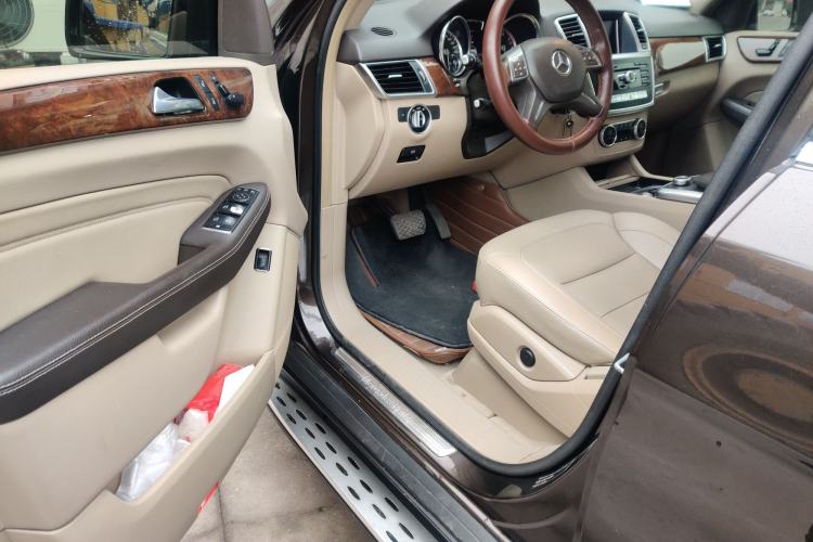 Used Mercedes-Benz M-Class 2012 ML 350 Sport Edition Driver Seat