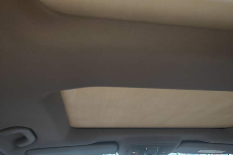 Used Mercedes-Benz M-Class 2012 ML 350 Sport Edition Headliner