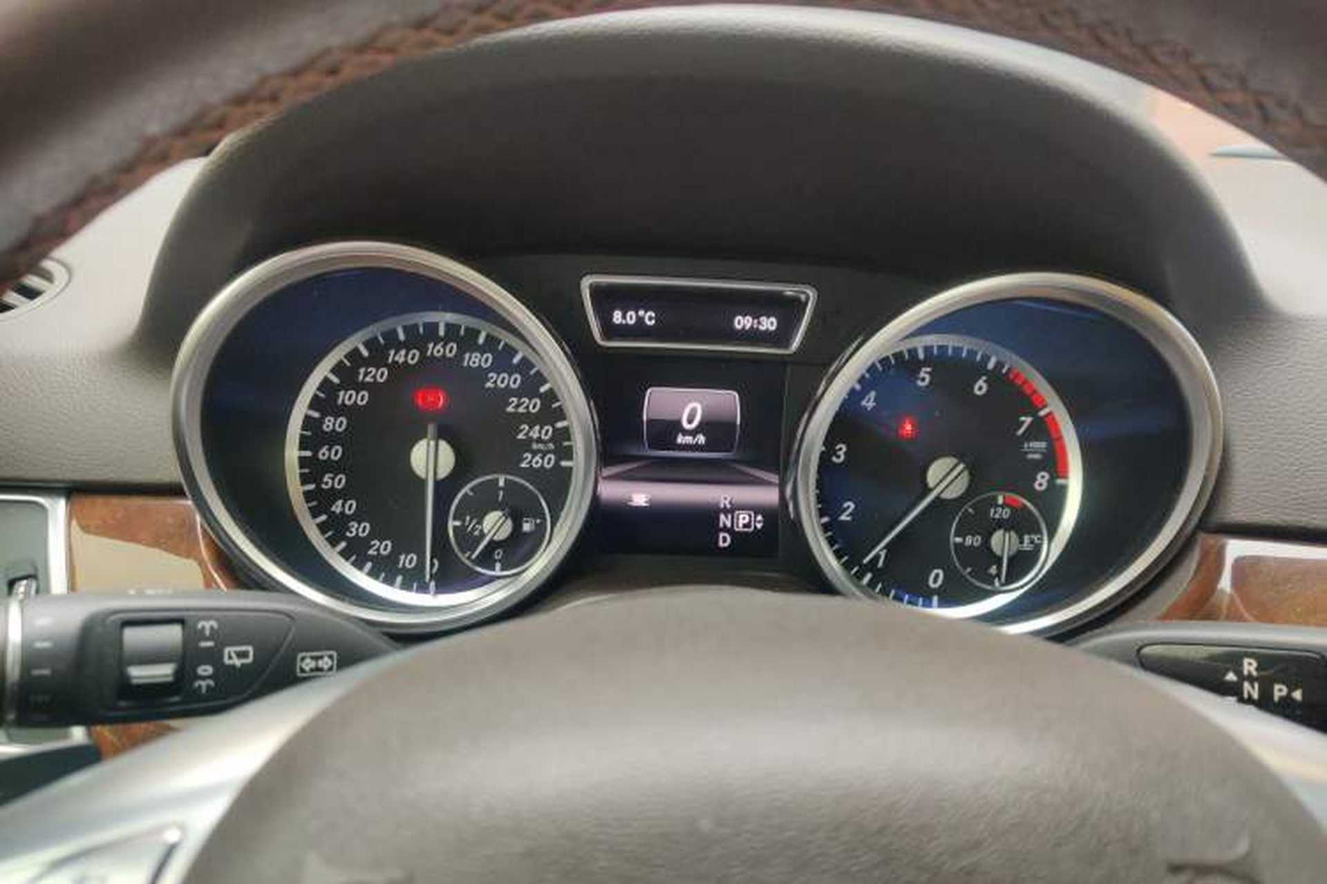Used Mercedes-Benz M-Class 2012 ML 350 Sport Edition Instrument Cluster