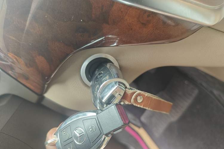 Used Mercedes-Benz M-Class 2012 ML 350 Sport Edition Vehicle Key