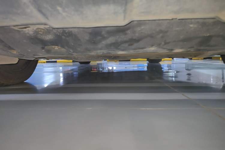 Used Mercedes-Benz M-Class 2012 ML 350 Sport Edition Chassis Front Right