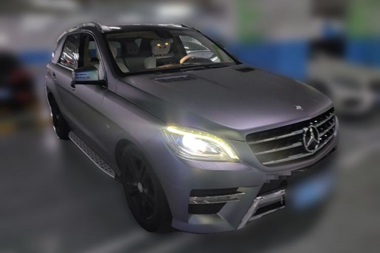 Used Mercedes-Benz M-Class 2012 ML 350 Sport Edition Front Right 45 Deg