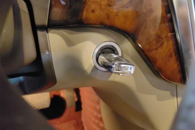 Used Mercedes-Benz M-Class 2012 ML 350 Sport Edition Vehicle Key