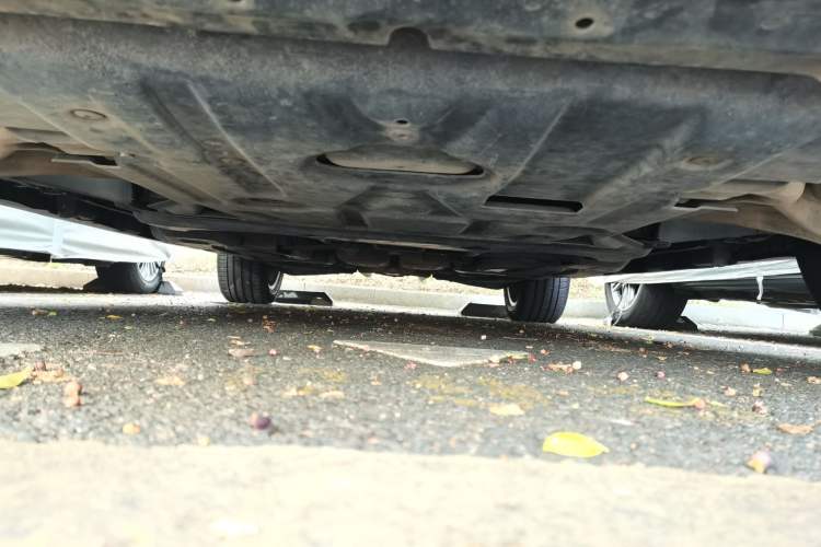 Used Mercedes-Benz M-Class 2012 ML 300 Chassis Front