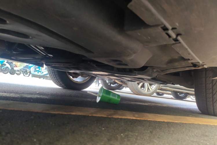 Used Mercedes-Benz M-Class 2012 ML 300 Chassis Front Right