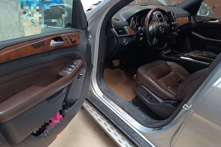 Used Mercedes-Benz M-Class 2012 ML 350 Luxury Edition Driver Seat
