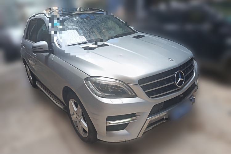 Used Mercedes-Benz M-Class 2012 ML 350 Luxury Edition Front Right 45 Deg