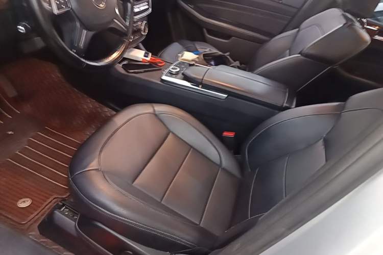 Used Mercedes-Benz M-Class 2012 ML 350 Sport Edition Left Front Seat