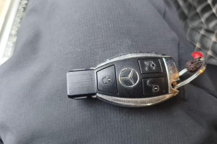 Used Mercedes-Benz M-Class 2012 ML 300 Vehicle Key
