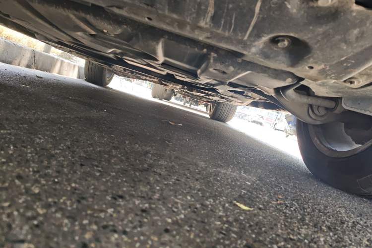 Used Mercedes-Benz M-Class 2012 ML 300 Chassis Front