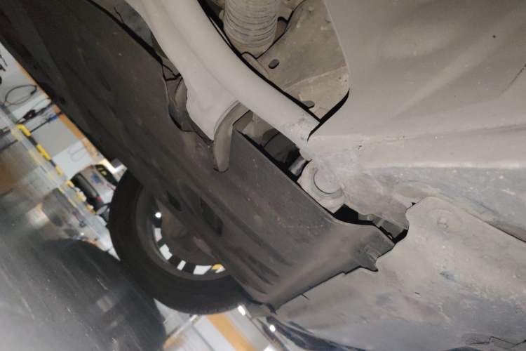 Used Mercedes-Benz M-Class 2012 ML 350 Sport Edition Chassis Front